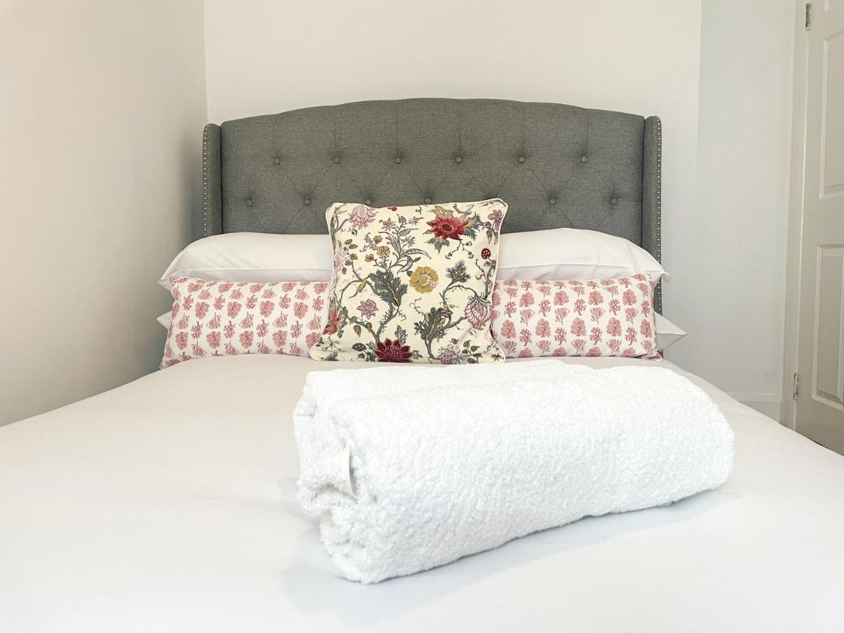 134 Kilburn Road Apartment ロンドン エクステリア 写真