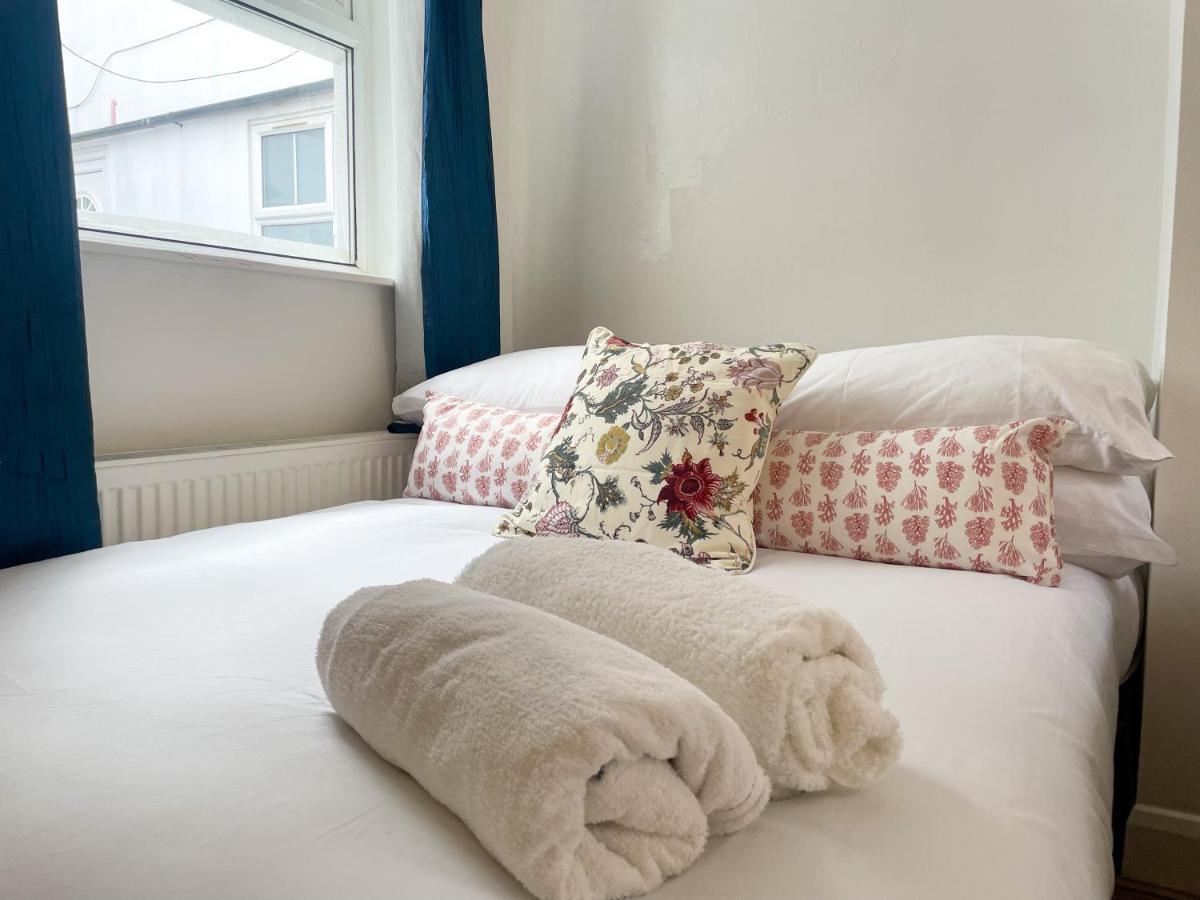 134 Kilburn Road Apartment ロンドン エクステリア 写真