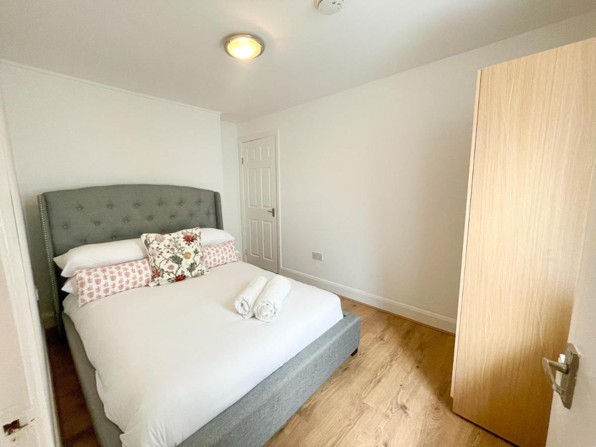 134 Kilburn Road Apartment ロンドン エクステリア 写真